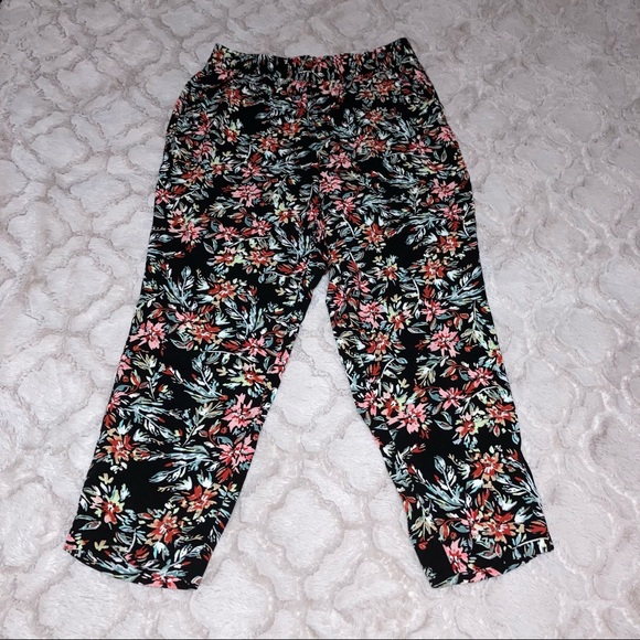 {Jessica Simpson} Floral Print Pull On Ankle Pants - Picture 3 of 12